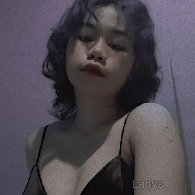 Linda, 24 years beautiful nude Okinawa escorts girl, height sm, Weight kg