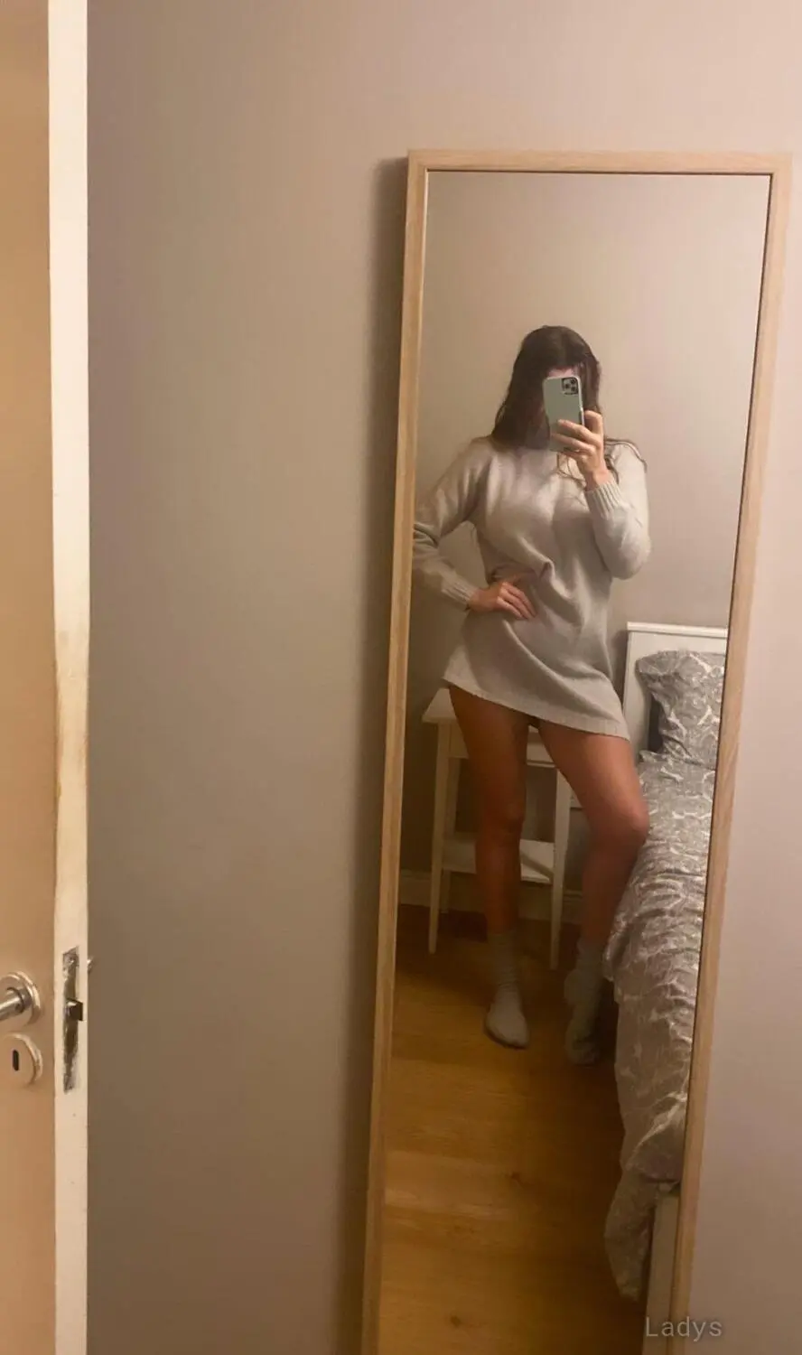 Nicko, 24 years beautiful nude Okinawa escorts girl, height 126 sm, Weight kg