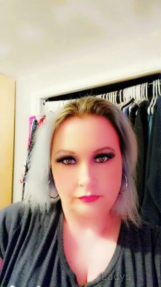 Catrina, 44 years beautiful nude Oklahoma City escorts girl, height 172 sm, Weight 76 kg