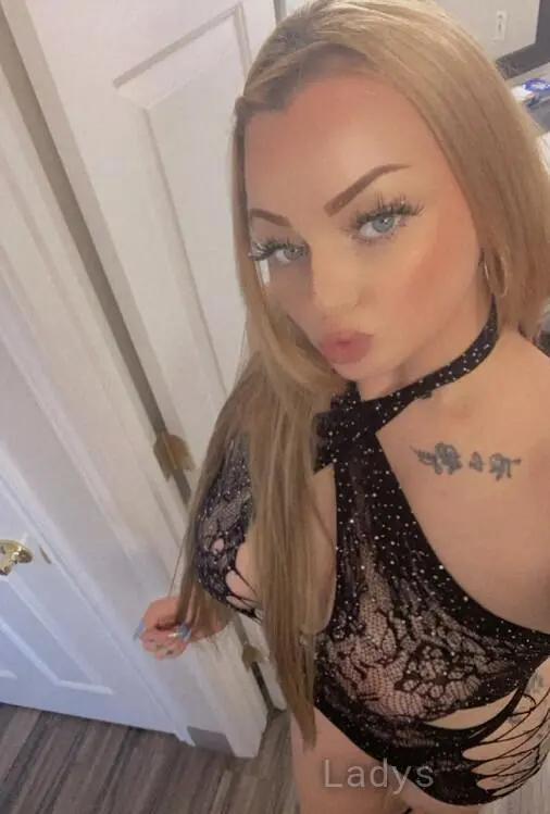 Angel baby chanel, 25 years beautiful nude Orange County escorts girl, height 174 sm, Weight 58 kg