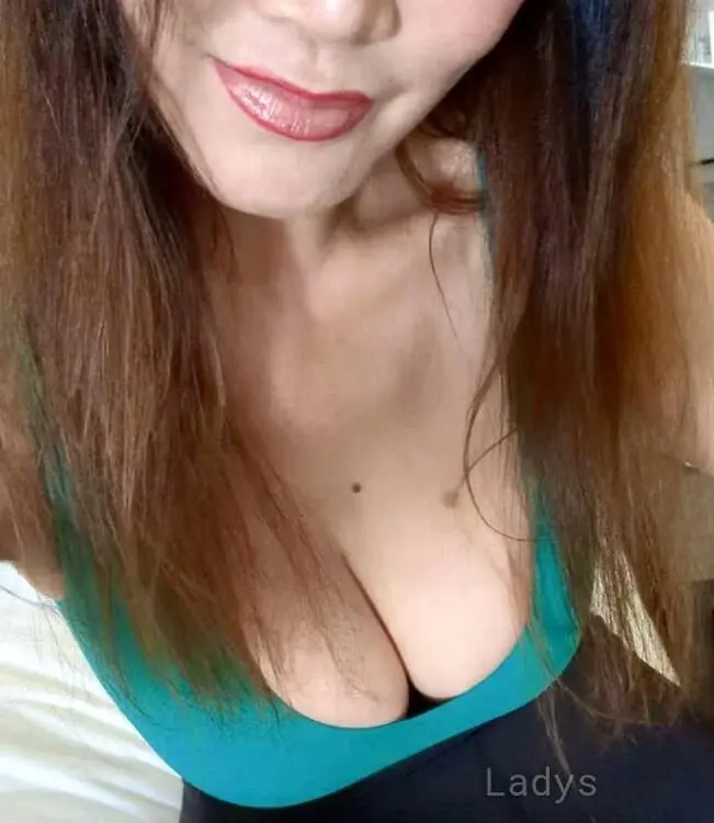 Korean Katie, 32 years beautiful nude Orange County escorts girl, height 169 sm, Weight 67 kg