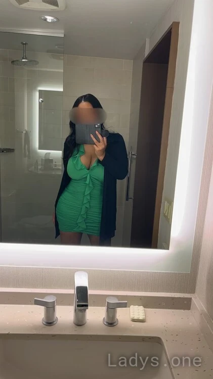 Pretty and young, 28 years beautiful nude Orange County escorts girl, height 173 sm, Weight 71 kg
