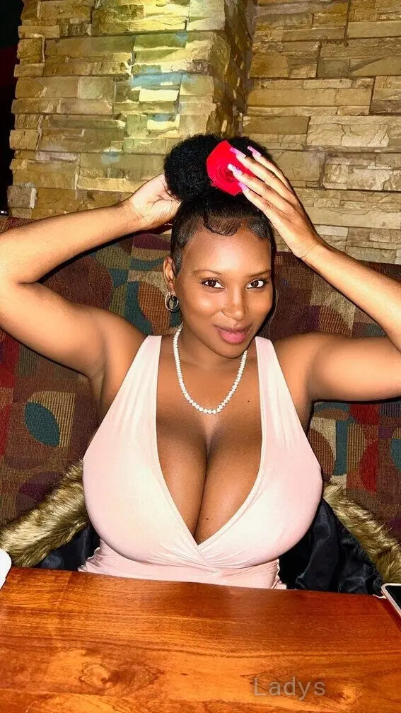 Deluxe, 31 years beautiful nude Orlando escorts girl, height 134 sm, Weight 76 kg