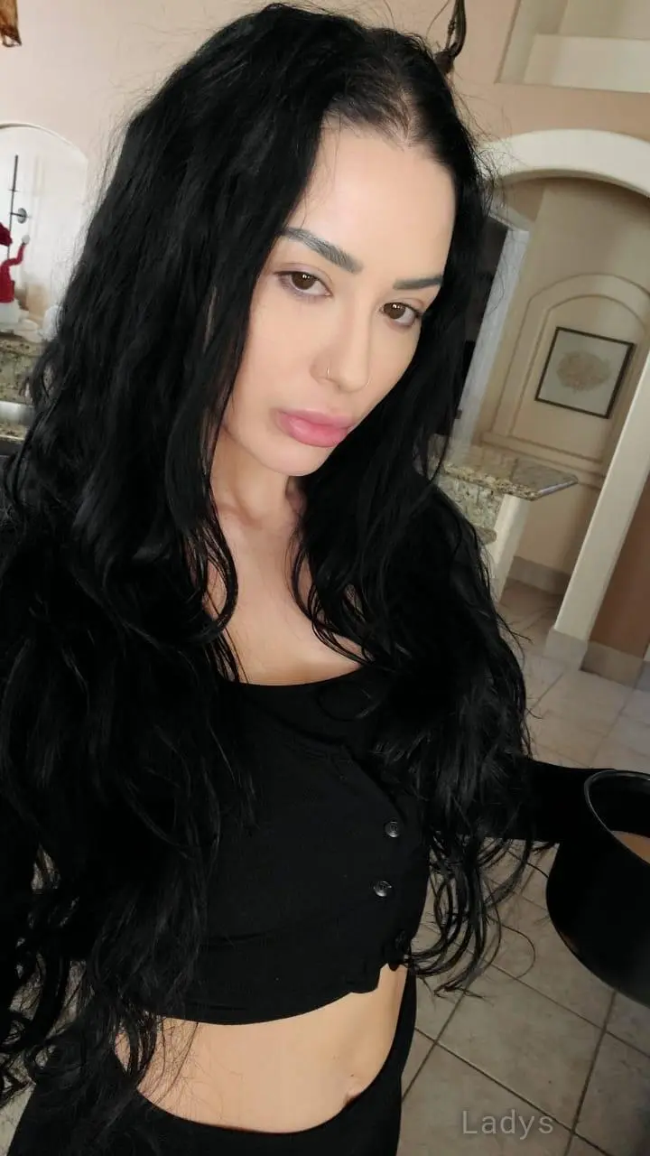 Ella love, 27 years beautiful nude Palm Springs escorts girl, height 133 sm, Weight 42 kg