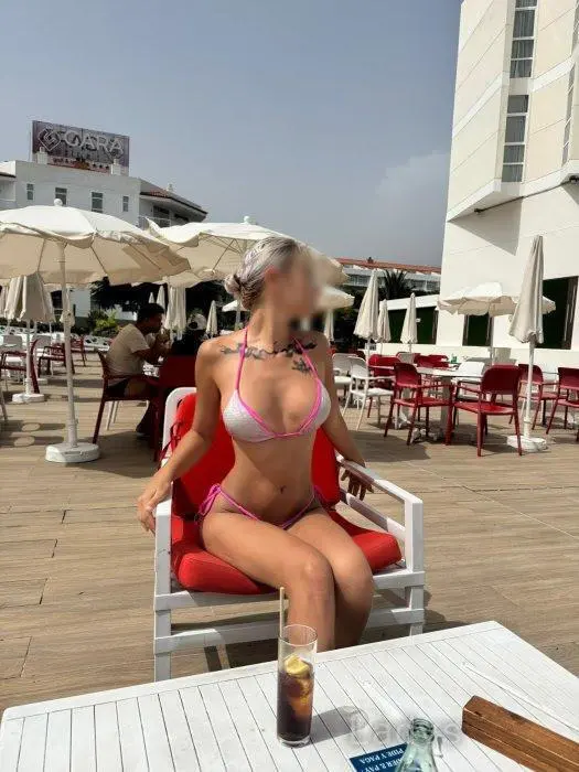 Bea Doll, 24 years beautiful nude Palma de Mallorca escorts girl, height 175 sm, Weight 55 kg