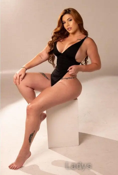 Mariana, 26 years beautiful nude Panama City escorts girl, height 167 sm, Weight 54 kg