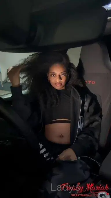 FreakyMariah, 29 years old Paris escort girl with big tits, height 160 sm, Weight 62 kg