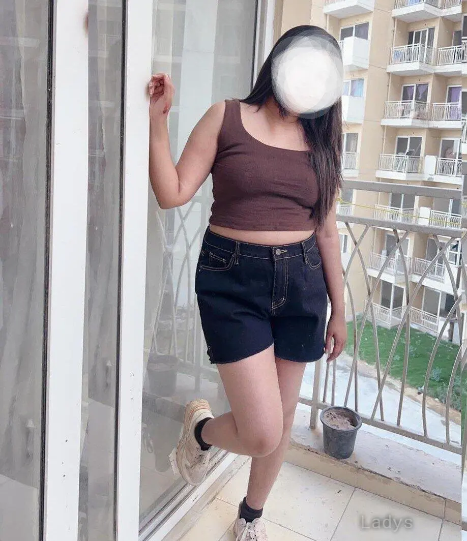 Nisha, 21 years old Patna escort girl with big tits, height 156 sm, Weight kg