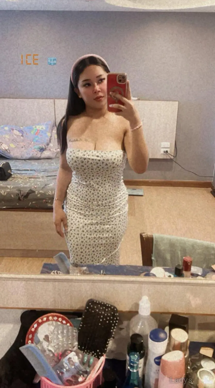 Ghazal, 22 years asian escorts girl, height 159 sm, Weight  kg, Pattaya eacort
