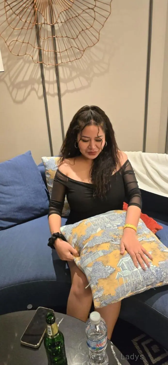 Cake, 29 years old Pattaya escort girl with big tits, height 160 sm, Weight  kg