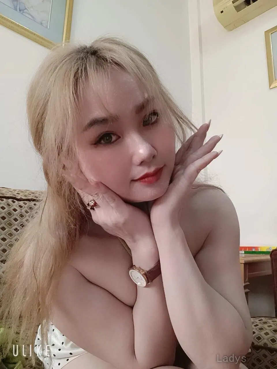 Elena, 25 years old Pattaya escort girl with big tits, height 161 sm, Weight  kg