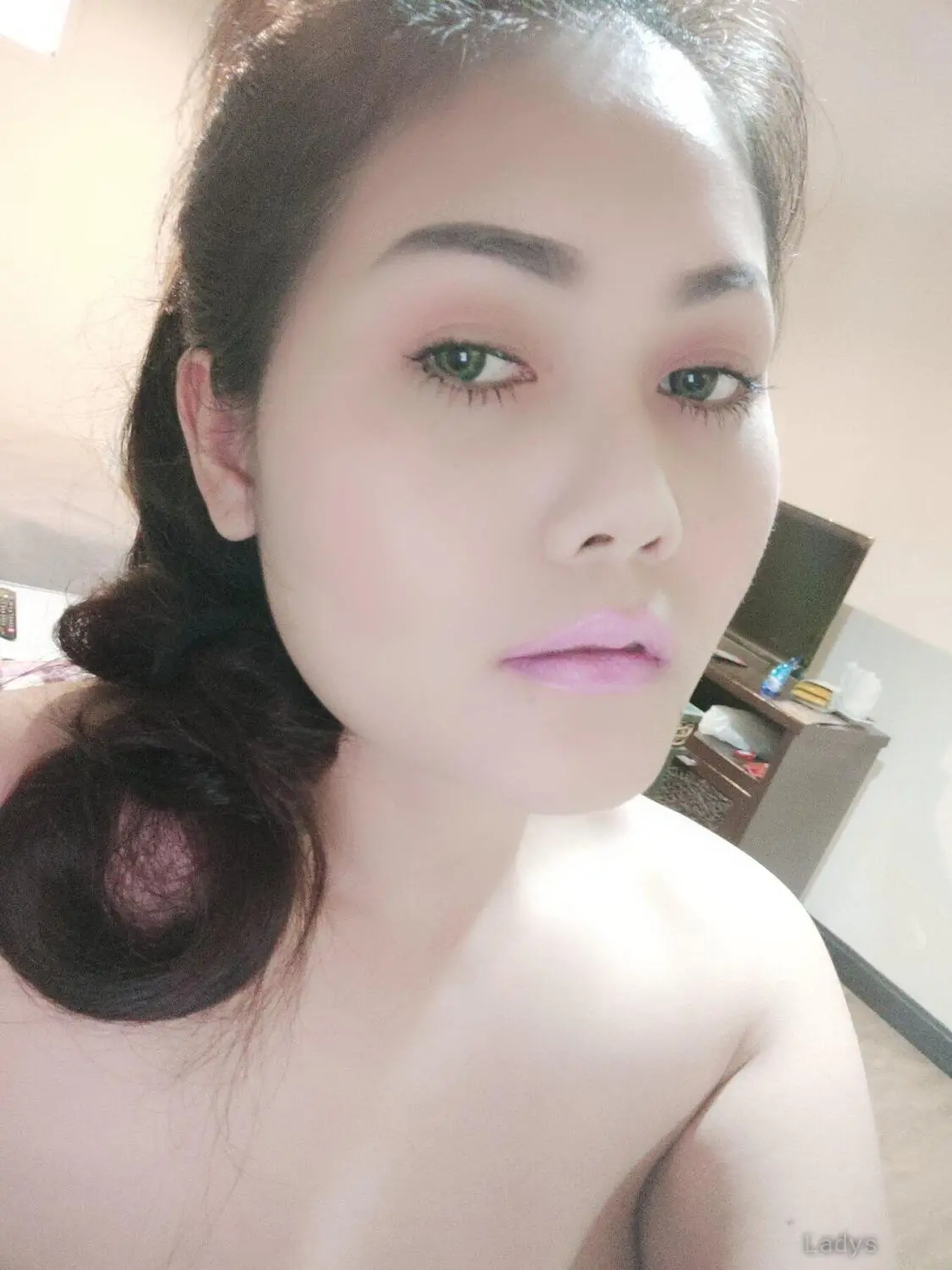 Honey, 31 years old Pattaya escort girl with big tits, height 165 sm, Weight kg