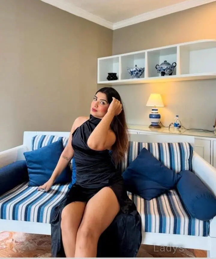 Anaya, 23 years beautiful nude Pattaya escorts girl, height 163 sm, Weight 49 kg