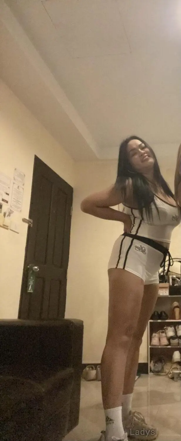 Anniie, 34 years beautiful nude Pattaya escorts girl, height 167 sm, Weight  kg