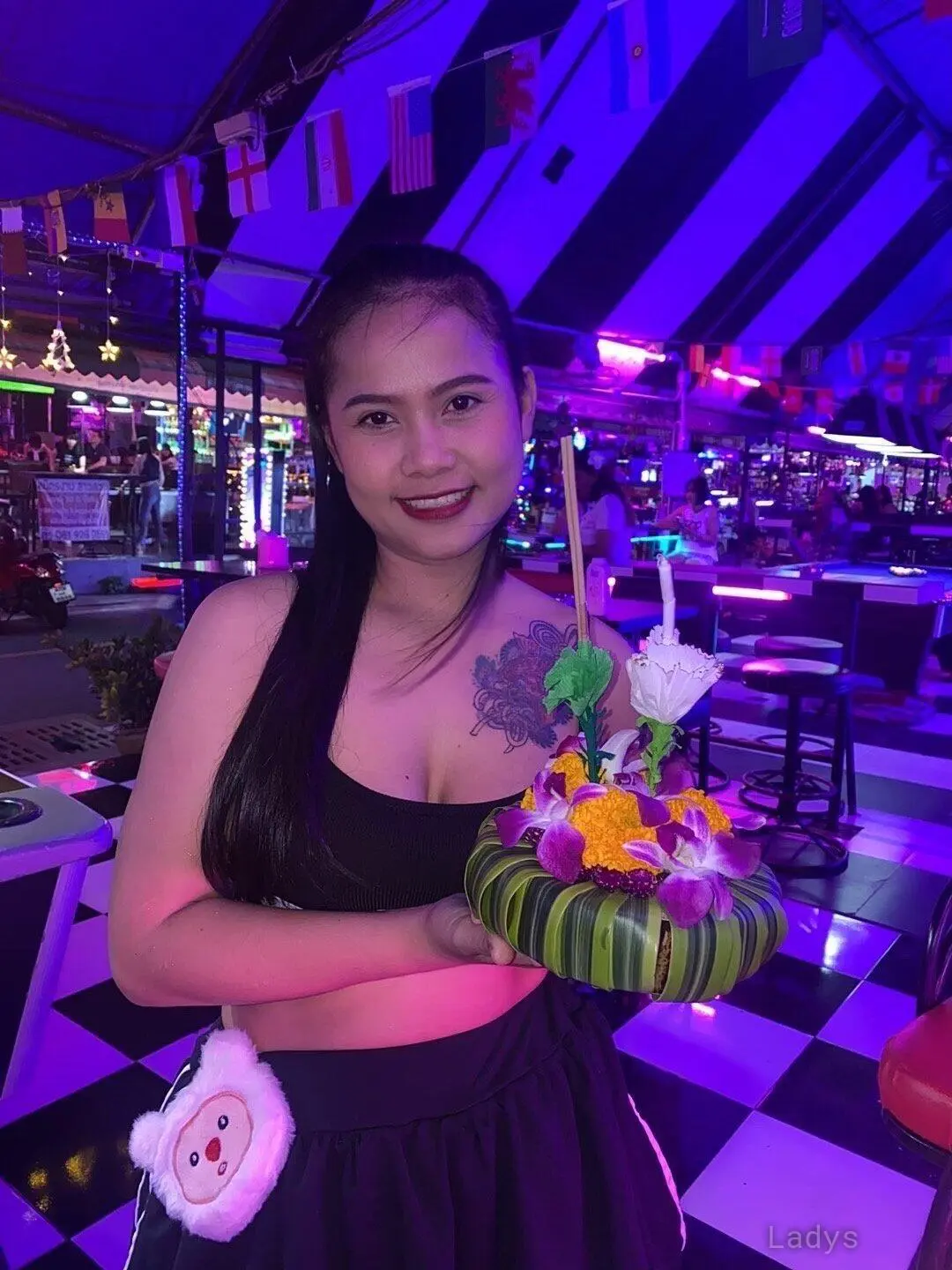 Dina, 25 years beautiful nude Pattaya escorts girl, height 160 sm, Weight  kg