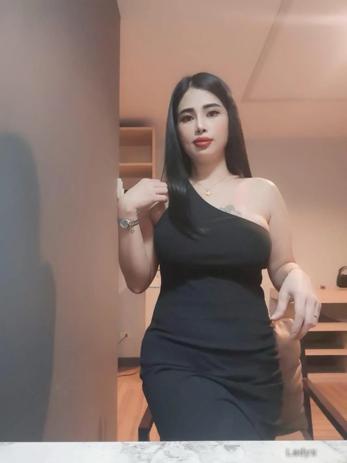Mira, 28 years beautiful nude Pattaya escorts girl, height 156 sm, Weight  kg