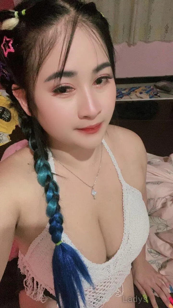Namwhan, 28 years beautiful nude Pattaya escorts girl, height 160 sm, Weight  kg