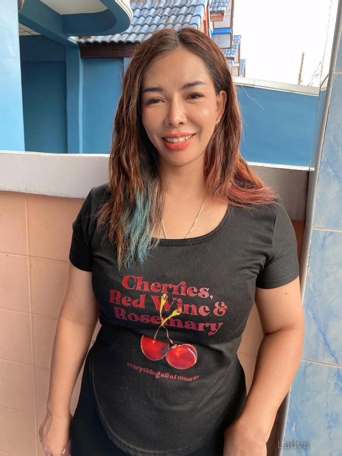 Nicha, 35 years beautiful nude Pattaya escorts girl, height 152 sm, Weight kg