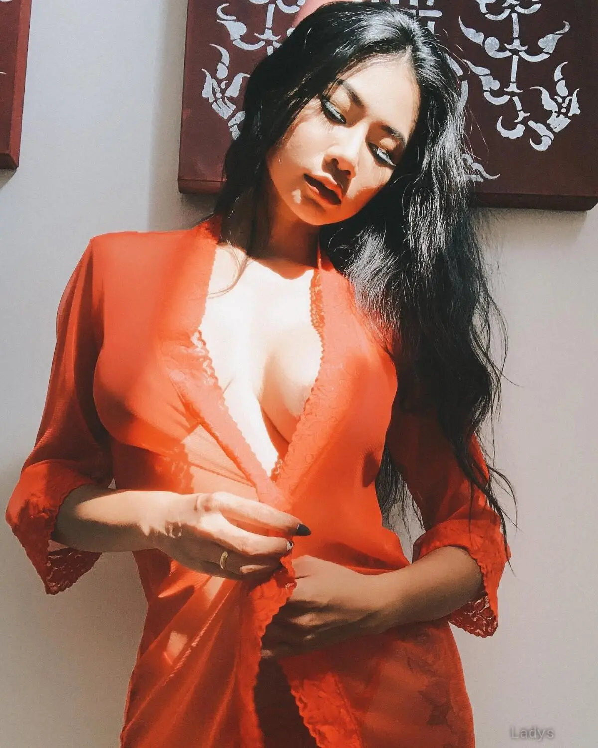 Olive Ashly, 25 years beautiful nude Pattaya escorts girl, height 159 sm, Weight 55 kg