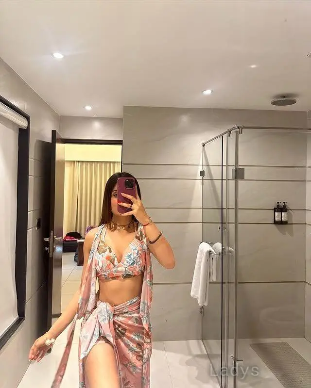 Rohini, 22 years beautiful nude Pattaya escorts girl, height 164 sm, Weight kg