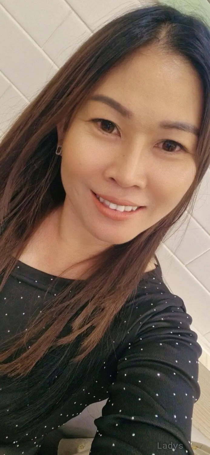 Sodasab, 36 years beautiful nude Pattaya escorts girl, height 157 sm, Weight kg