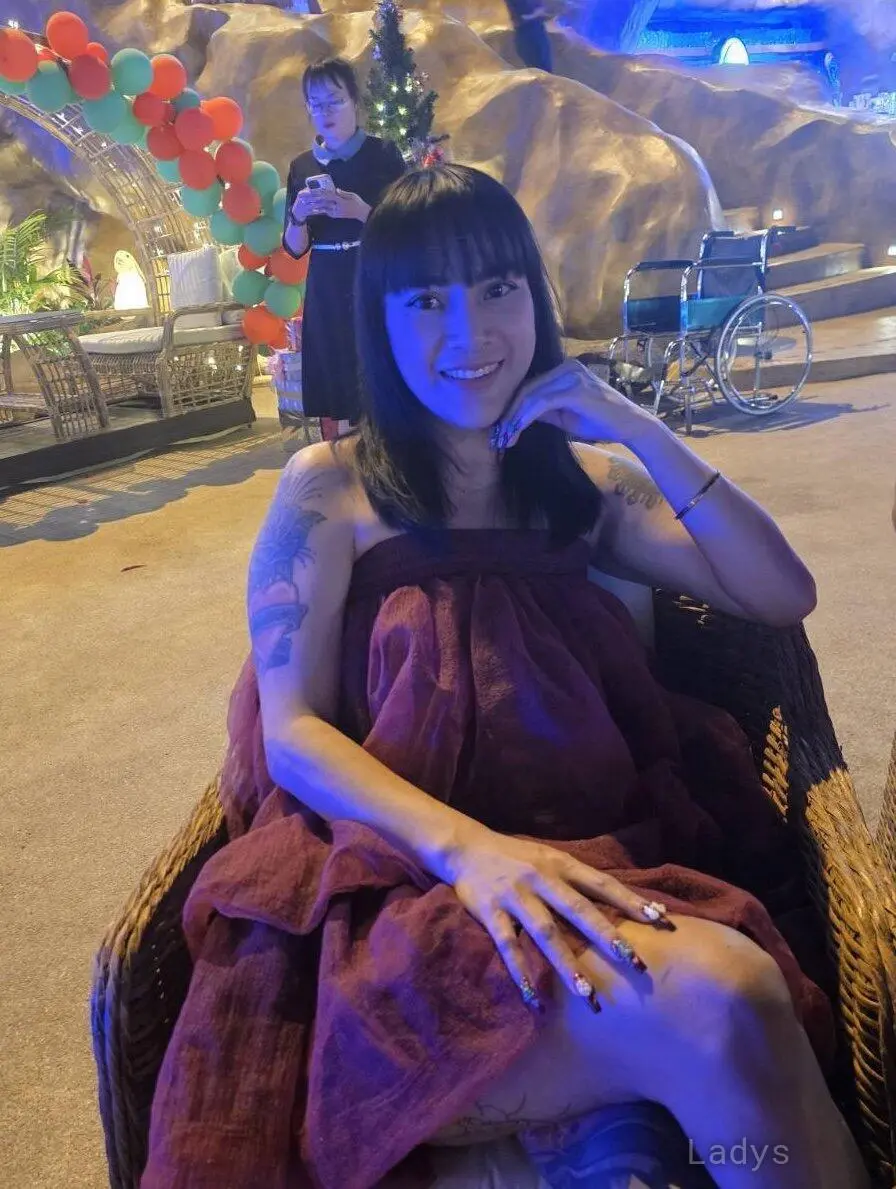 Tala, 34 years beautiful nude Pattaya escorts girl, height 166 sm, Weight  kg