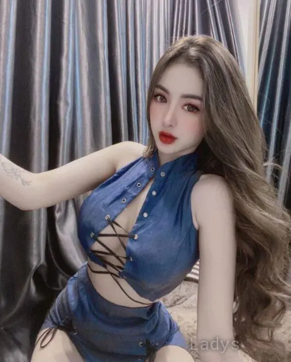 Umi,  years beautiful nude Penang escorts girl, height  sm, Weight  kg