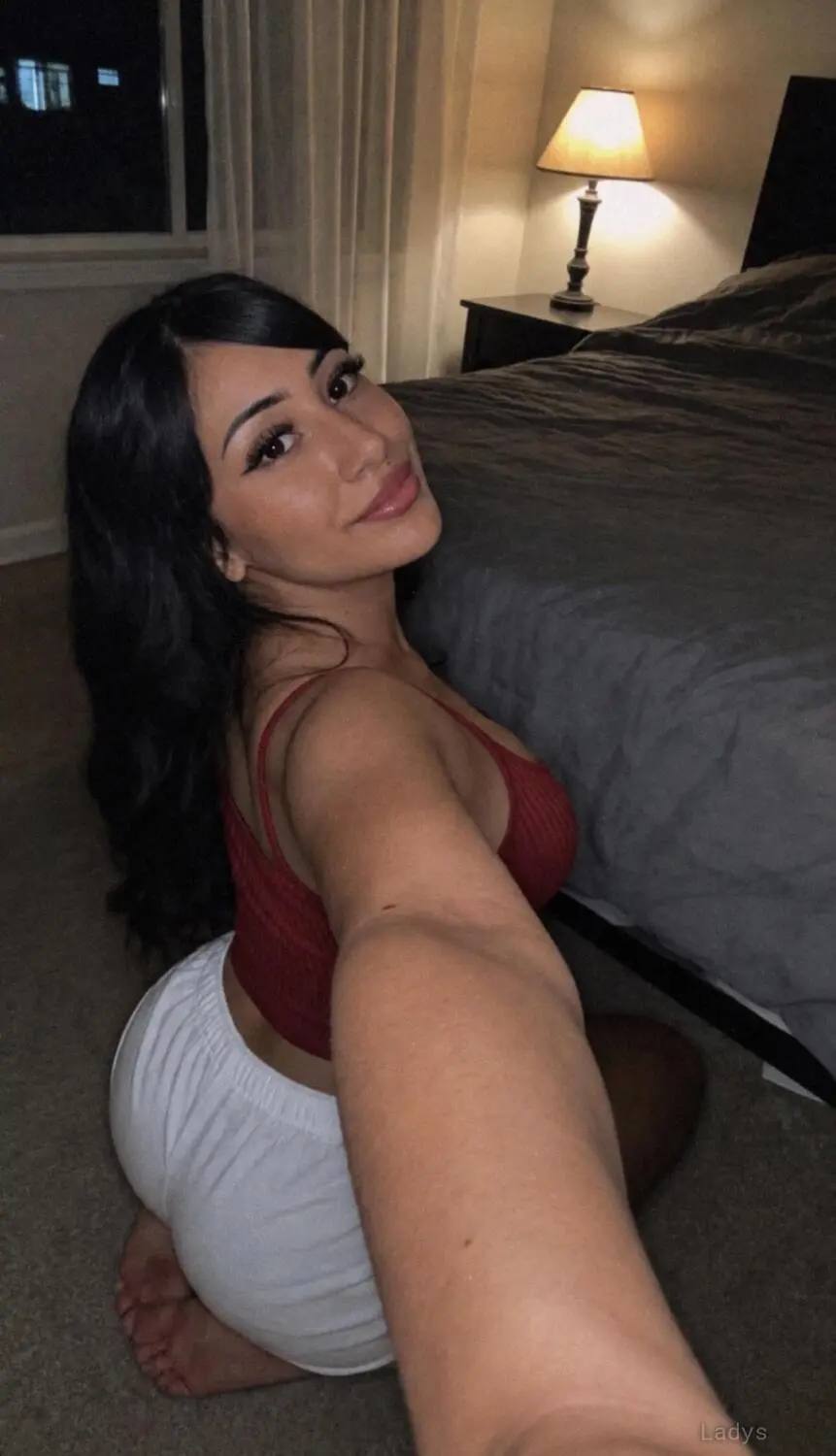 Joyce, 28 years beautiful nude Perth escorts girl, height 140 sm, Weight 55 kg