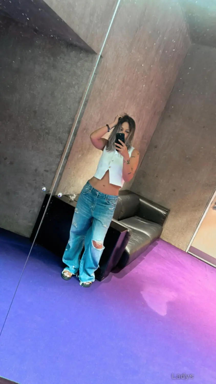 Kylie Bastos, 29 years beautiful nude Perth escorts girl, height 168 sm, Weight 57 kg