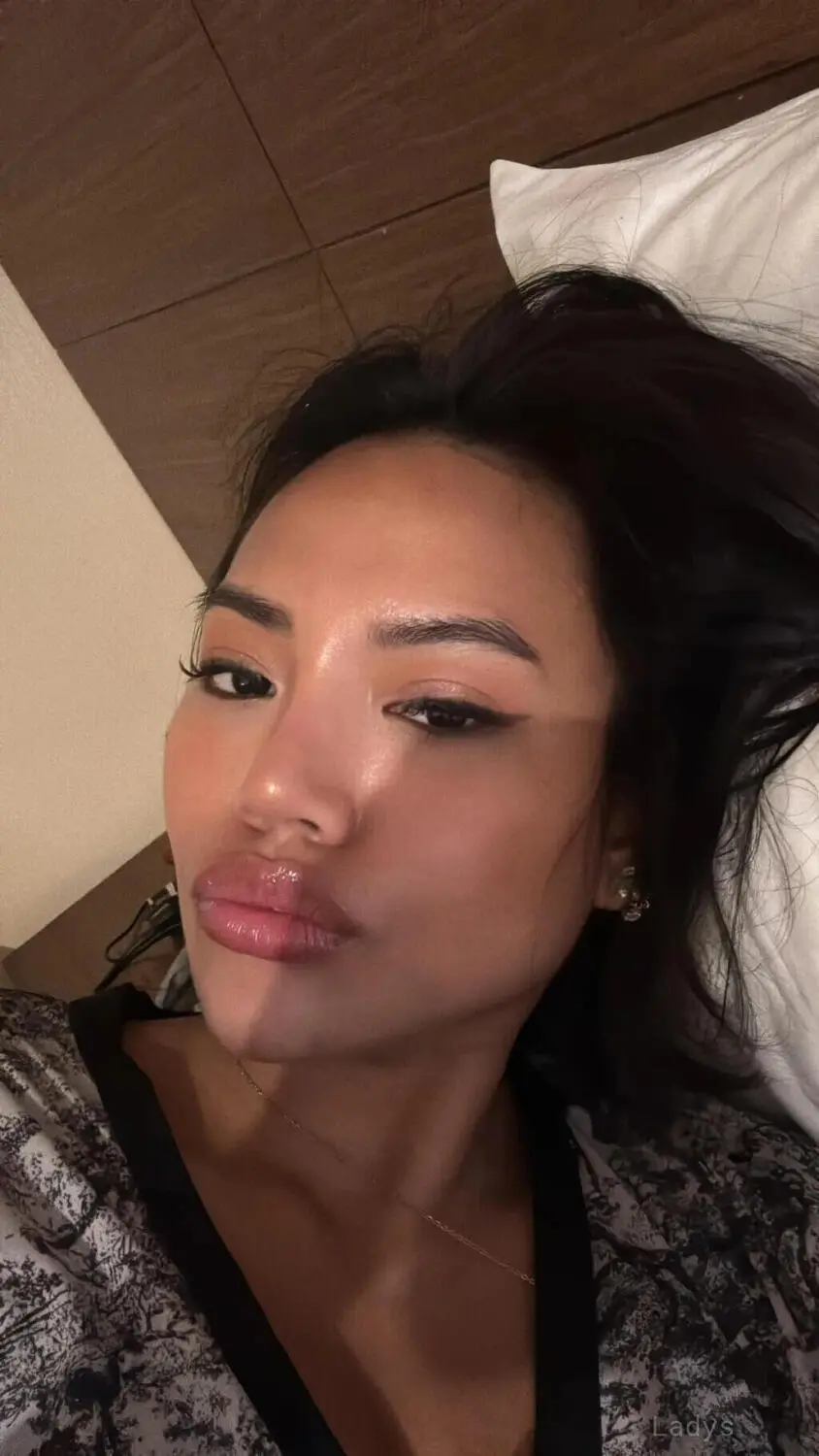 Maorixx, 23 years beautiful nude Perth escorts girl, height 158 sm, Weight 58 kg