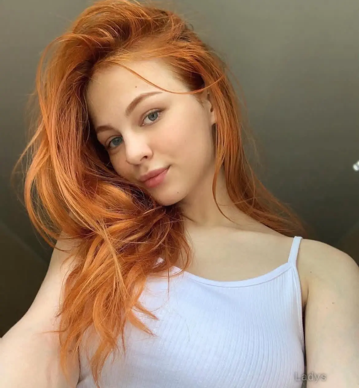 Laure Ames, 25 years beautiful nude Petange escorts girl, height 159 sm, Weight 59 kg