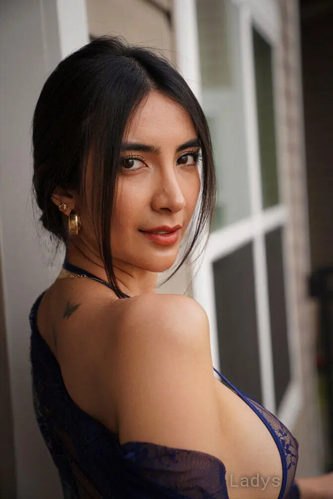 DIANA, 25 years beautiful nude Philadelphia escorts girl, height 174 sm, Weight 55 kg