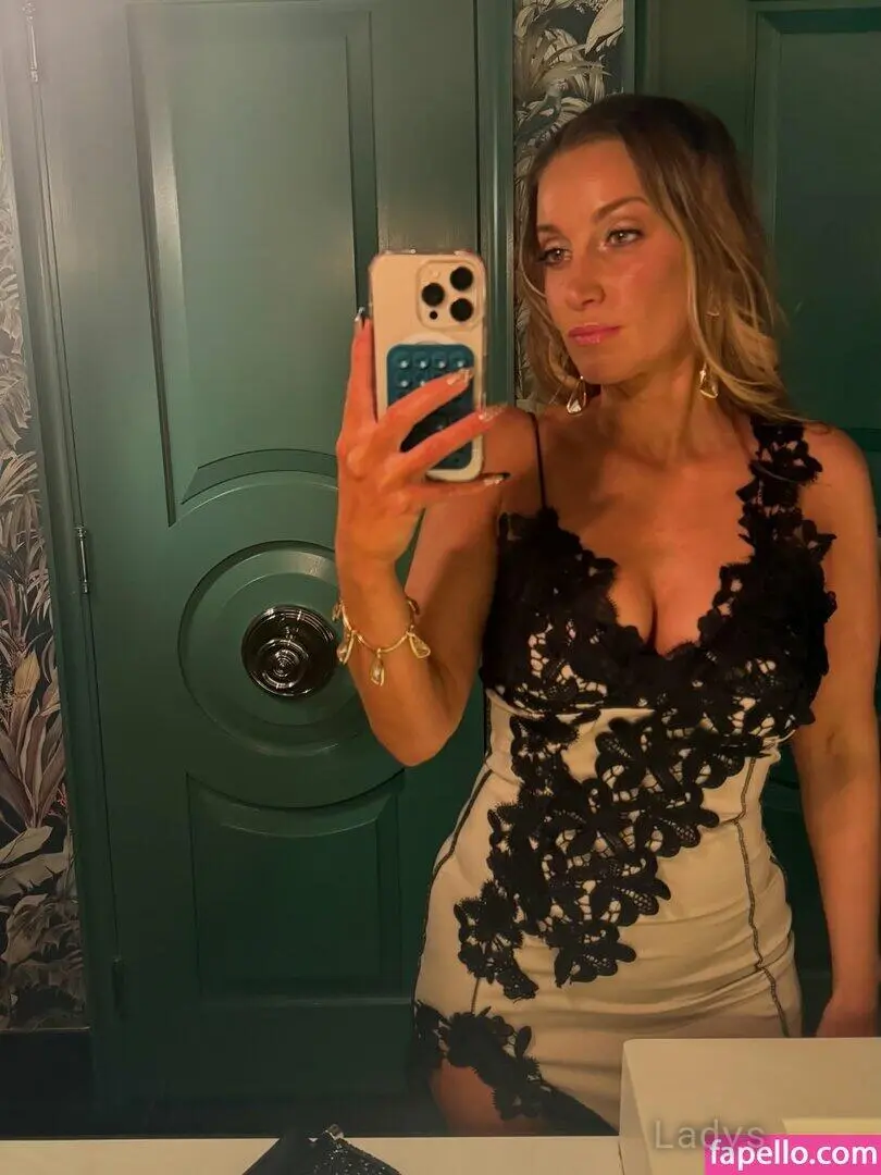Jen Smith, 35 years beautiful nude Philadelphia escorts girl, height 172 sm, Weight 56 kg