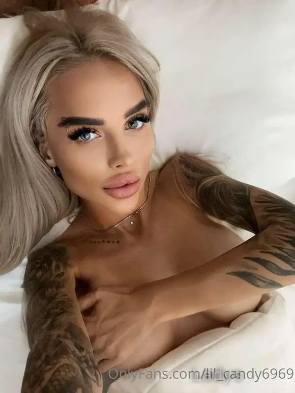 Lil Candy, 23 years beautiful nude Philadelphia escorts girl, height 166 sm, Weight 45 kg
