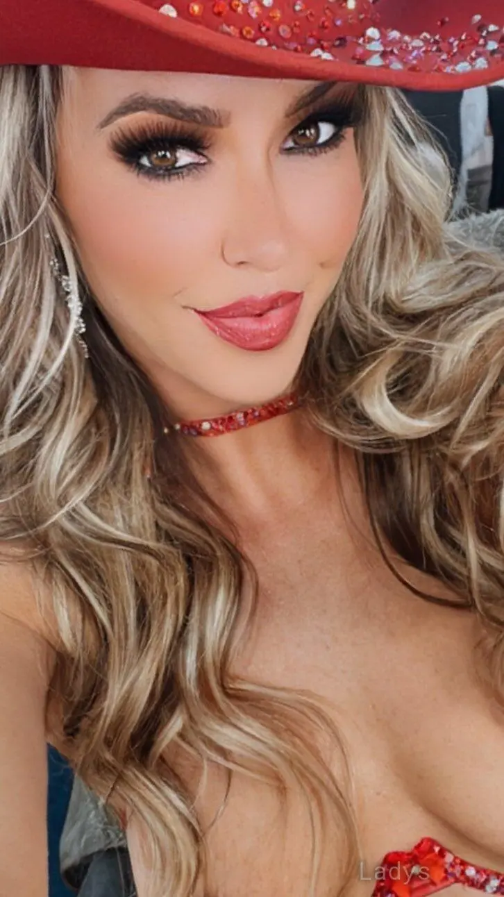 Mariah Rivera, 42 years beautiful nude Philadelphia escorts girl, height 170 sm, Weight 53 kg