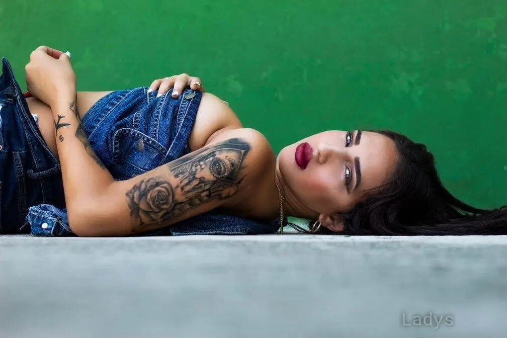 Paloma, 24 years beautiful nude Philadelphia escorts girl, height 160 sm, Weight 58 kg