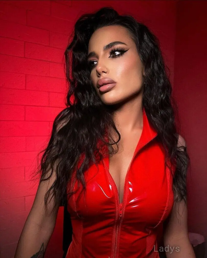 Roxy Hot, 27 years beautiful nude Philadelphia escorts girl, height 170 sm, Weight 55 kg