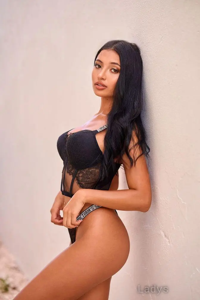 Sofia, 23 years beautiful nude Philadelphia escorts girl, height 160 sm, Weight 51 kg