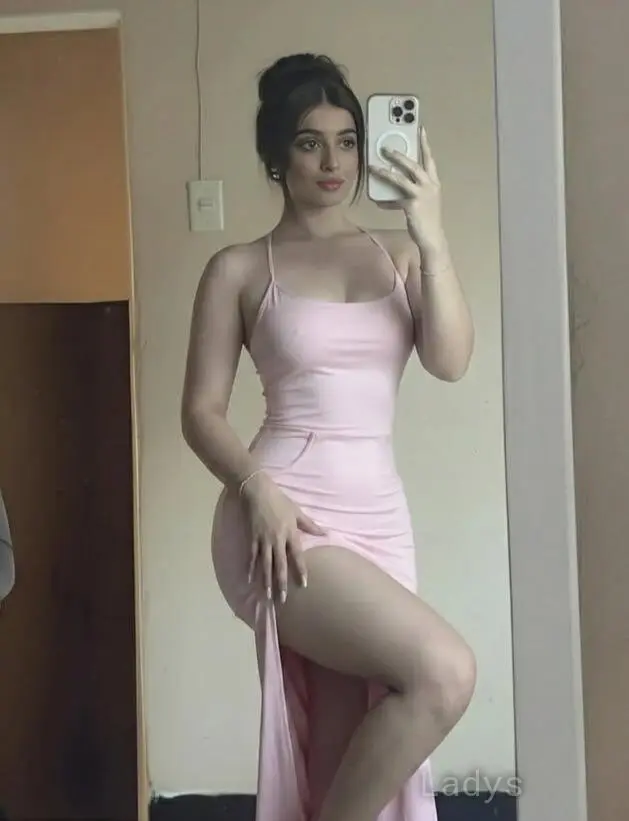 Divyanshi,  years beautiful nude Phitsanulok escorts girl, height  sm, Weight  kg