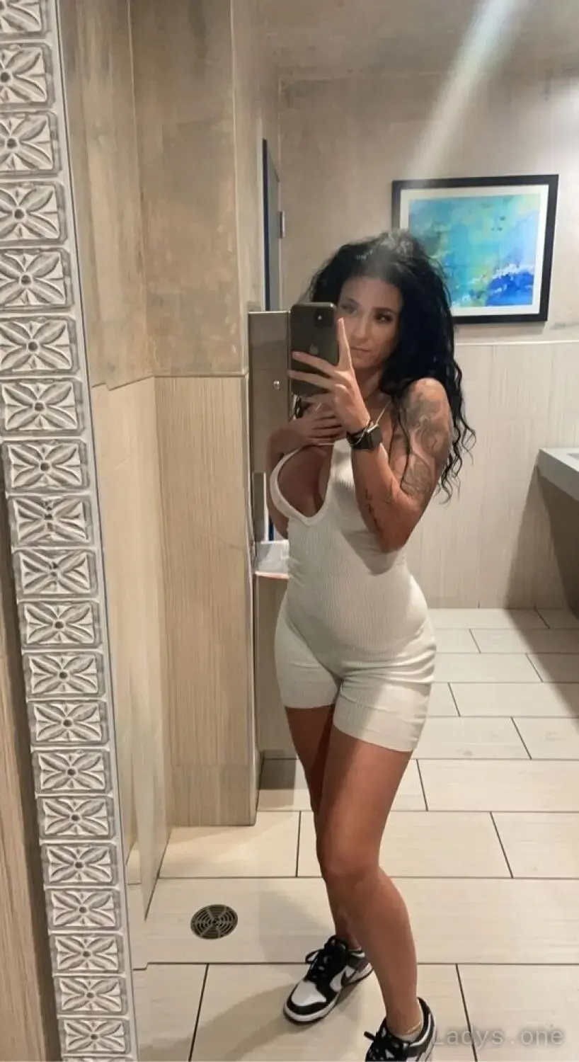 JAY, 26 years beautiful nude Phoenix escorts girl, height 150 sm, Weight 52 kg