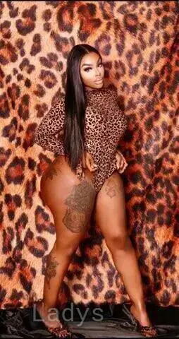Lola Bunni, 25 years beautiful nude Phoenix escorts girl, height 160 sm, Weight 80 kg
