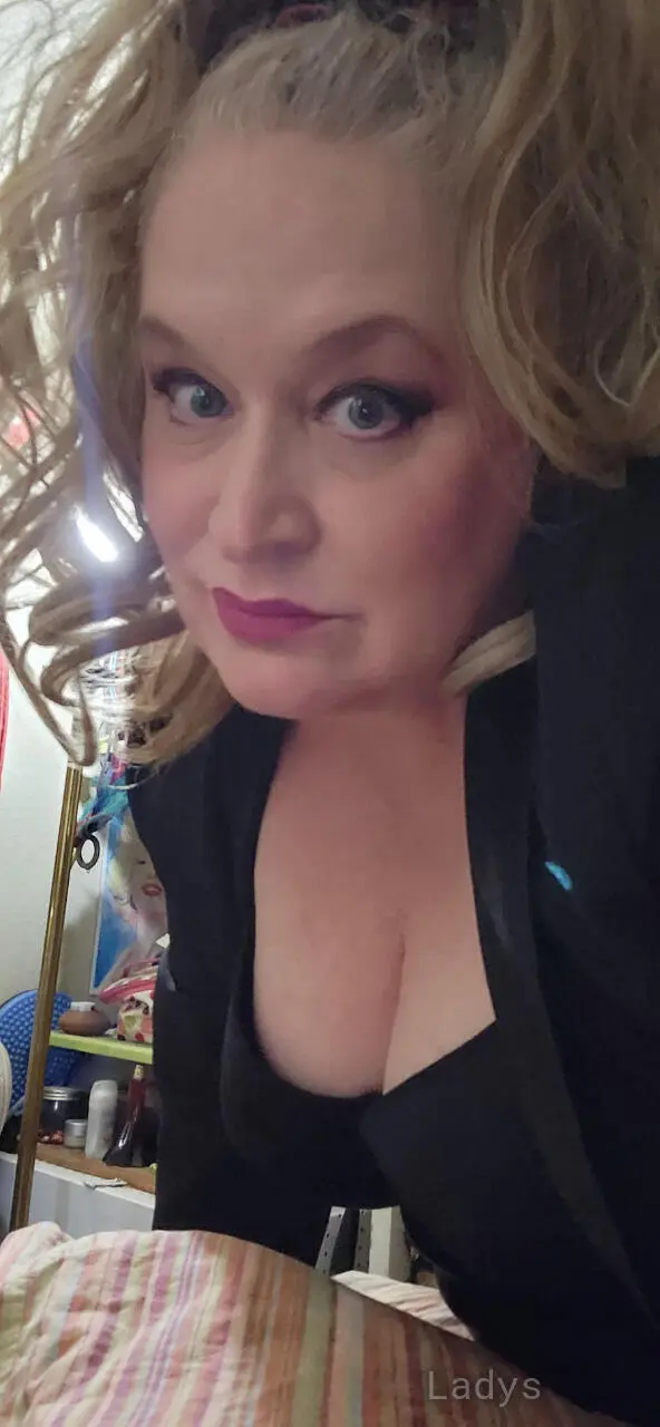 Miss B, 28 years beautiful nude Phoenix escorts girl, height 168 sm, Weight 58 kg