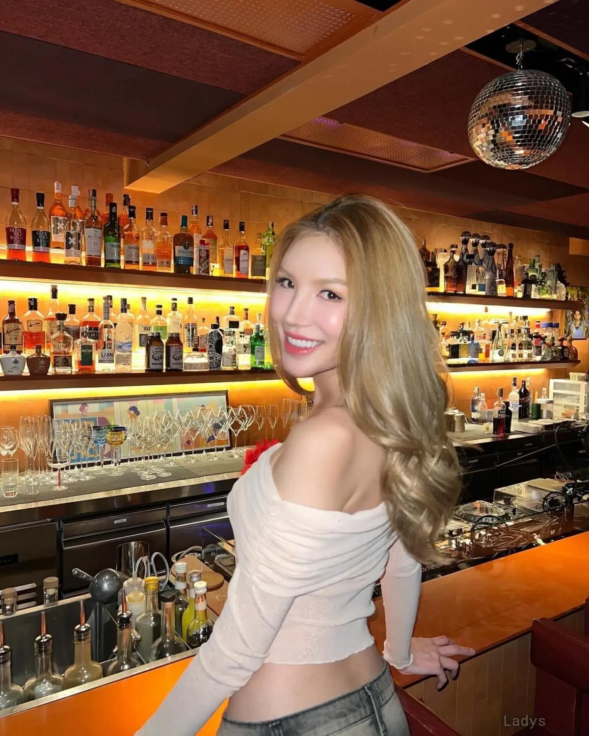 Malina, 24 years asian escorts girl, height 174 sm, Weight  kg, Phuket eacort