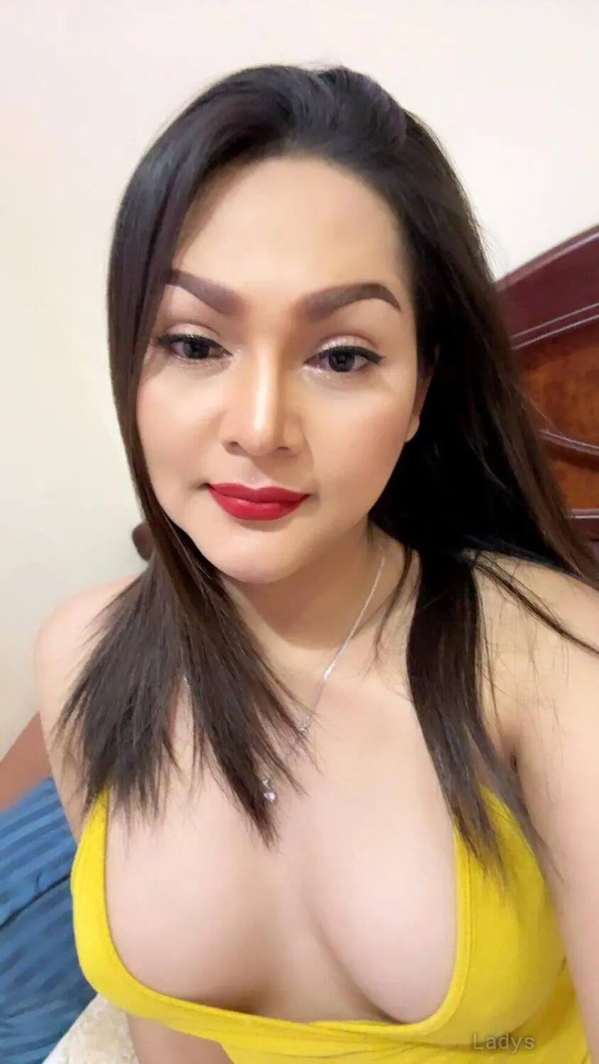 May, 35 years old Phuket escort girl with big tits, height 165 sm, Weight  kg
