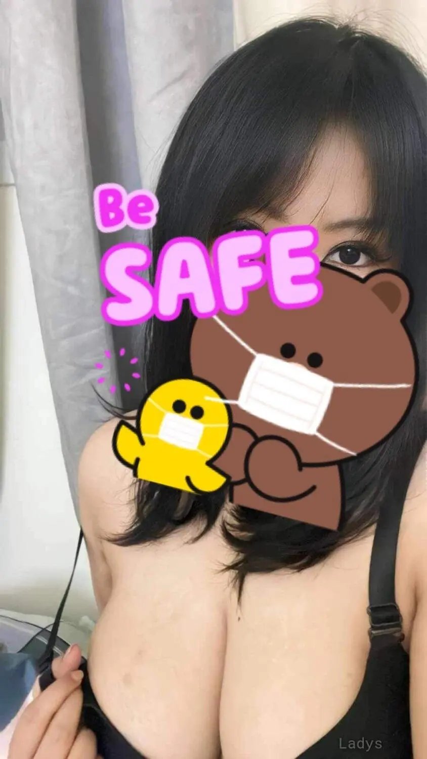 Olla, 25 years old Phuket escort girl with big tits, height 163 sm, Weight  kg