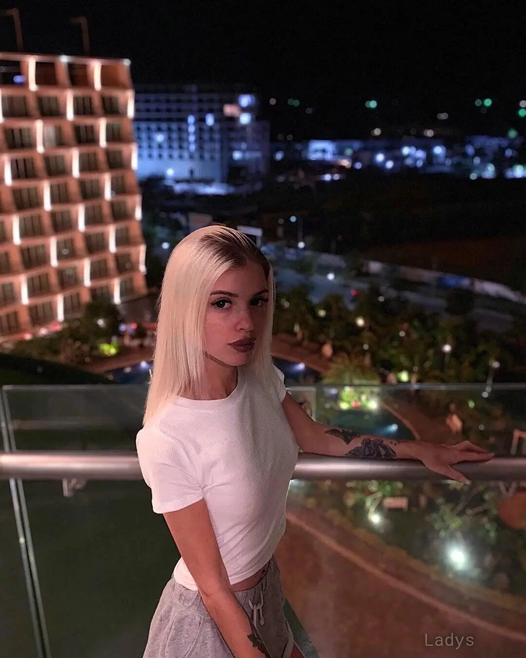 Freya Stein, 29 years beautiful nude Phuket escorts girl, height 165 sm, Weight 45 kg