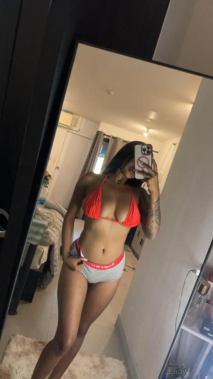Rayray, 26 years beautiful nude Phuket escorts girl, height 152 sm, Weight  kg