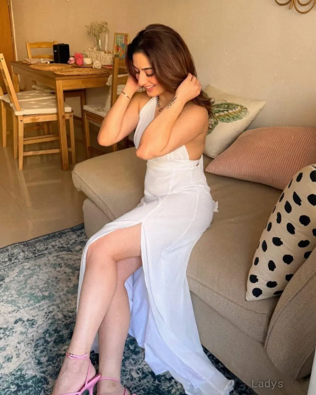 Shivani, 22 years beautiful nude Phuket escorts girl, height 160 sm, Weight  kg