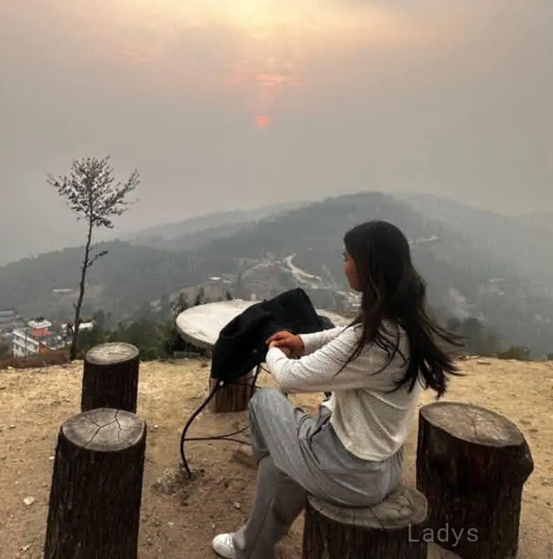 Karishma, years old Pokhara escort girl with big tits, height sm, Weight kg