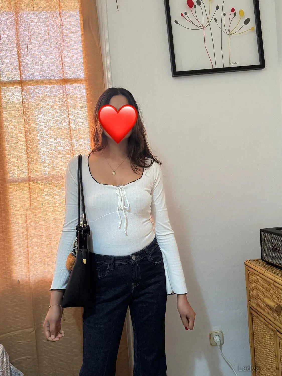Eliana, 21 years beautiful nude Pokhara escorts girl, height 165 sm, Weight kg